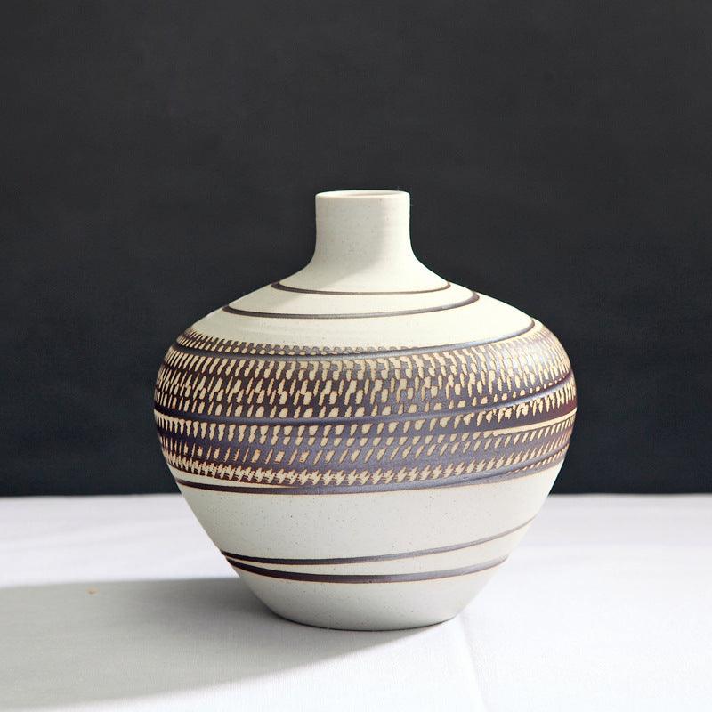 Vintage ceramic vase - Elva Jade's Corner